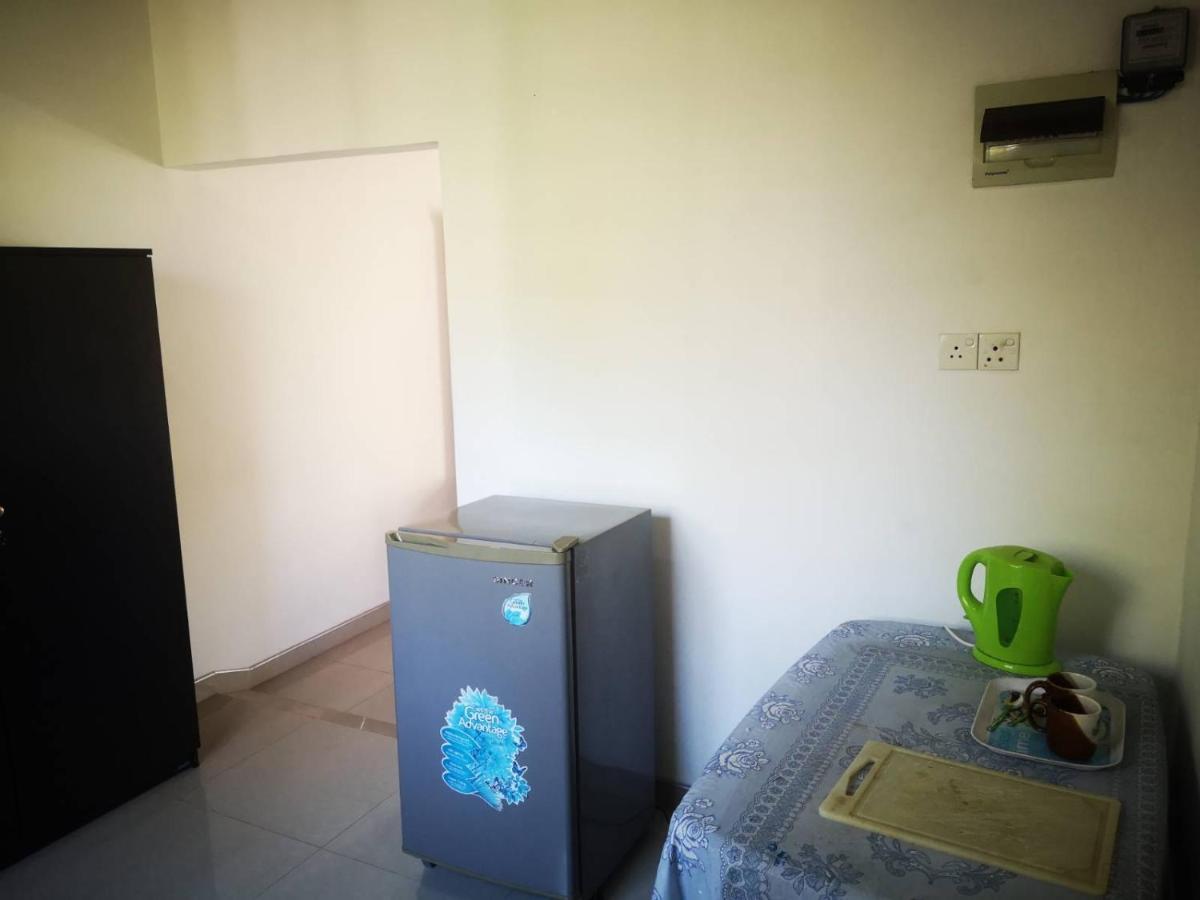 Sithu Guesthouse ベントータ エクステリア 写真