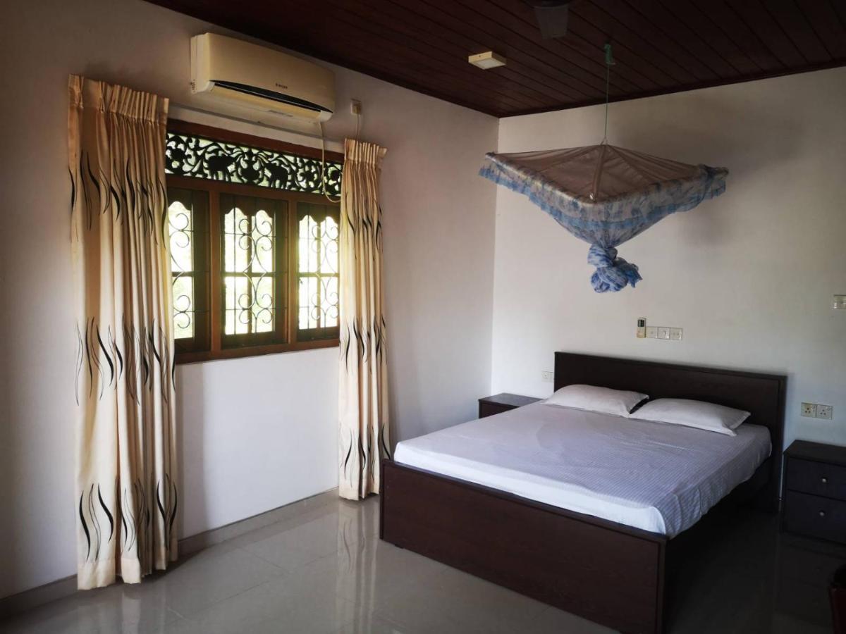 Sithu Guesthouse ベントータ エクステリア 写真