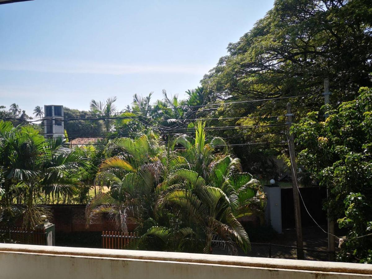 Sithu Guesthouse ベントータ エクステリア 写真